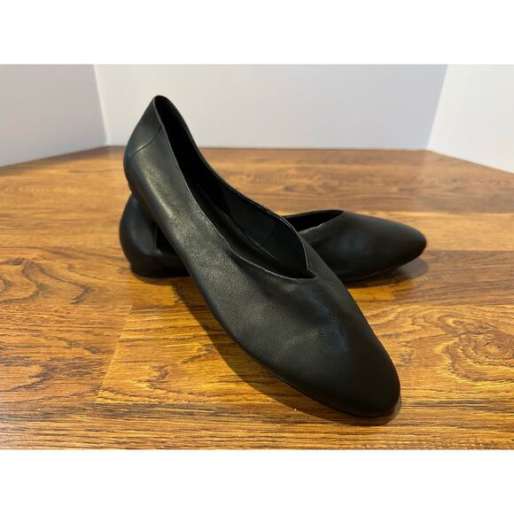 Open Edit Madyson Leather Flats Black Size 11 NWOB Modern Minimalist Nordstrom - Picture 1 of 9